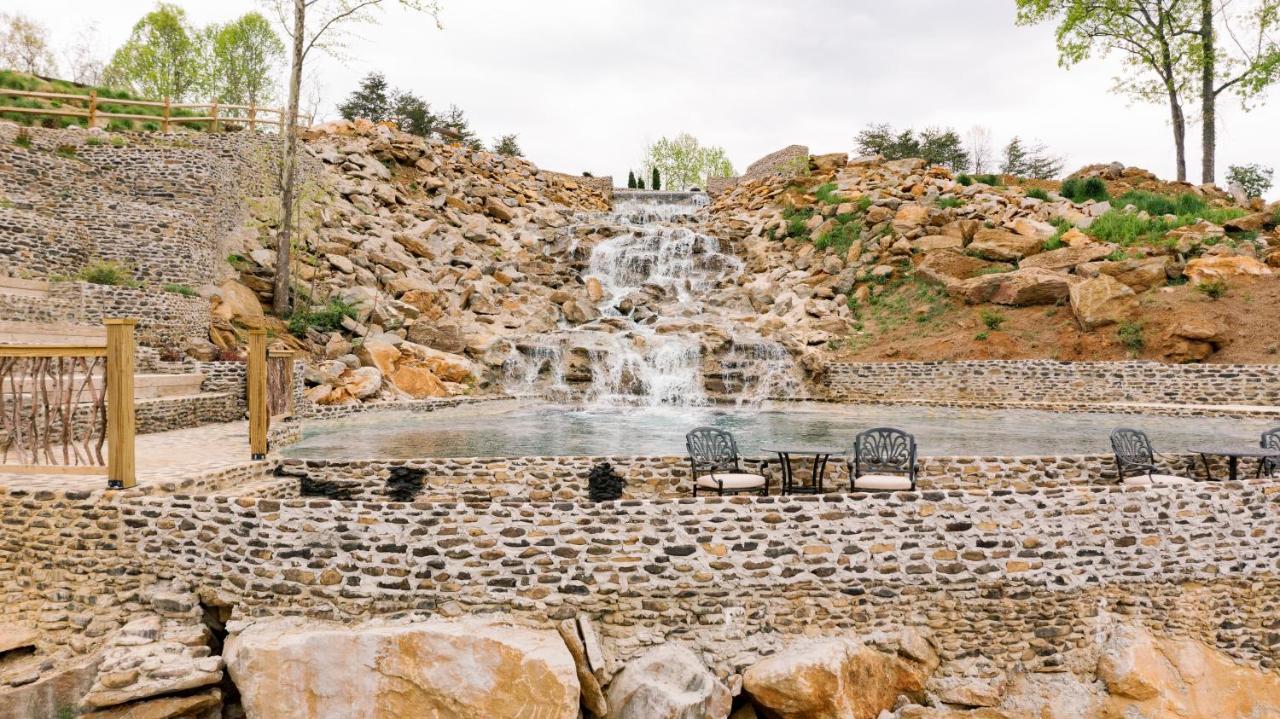 Ancient Lore Village Knoxville Luaran gambar